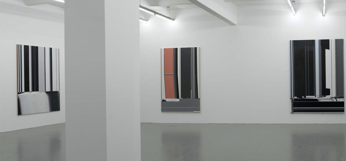 Ausstellungsansicht  Olaf Holzapfel: "Neue Sprachen, zweites Leben" in der Galerie Gebr. Lehmann, 2007